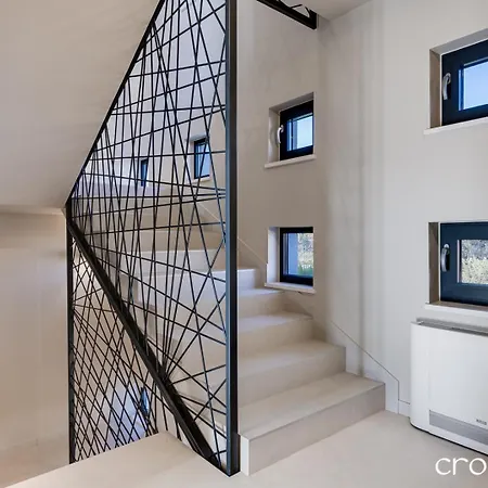 Villa Tamaris- 10 Mins From