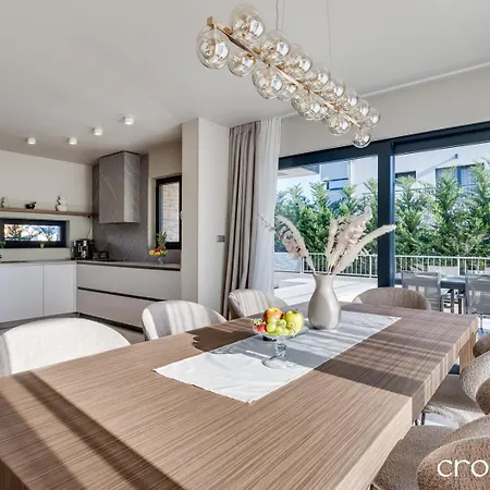 Tamaris- 10 Mins From Zadar