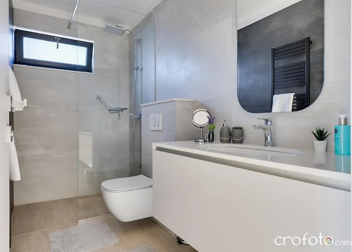 Tamaris- 10 Mins From * Zadar